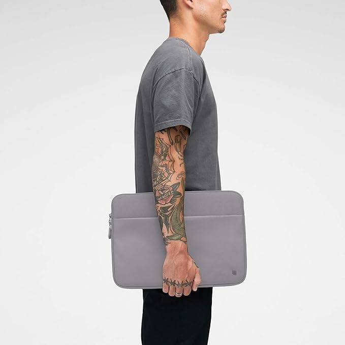 Incase A.R.C. Sleeve with ReSpun 100% Recycled Polyester