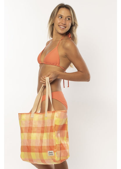 Sisstrevolution Beach Plaid Tote