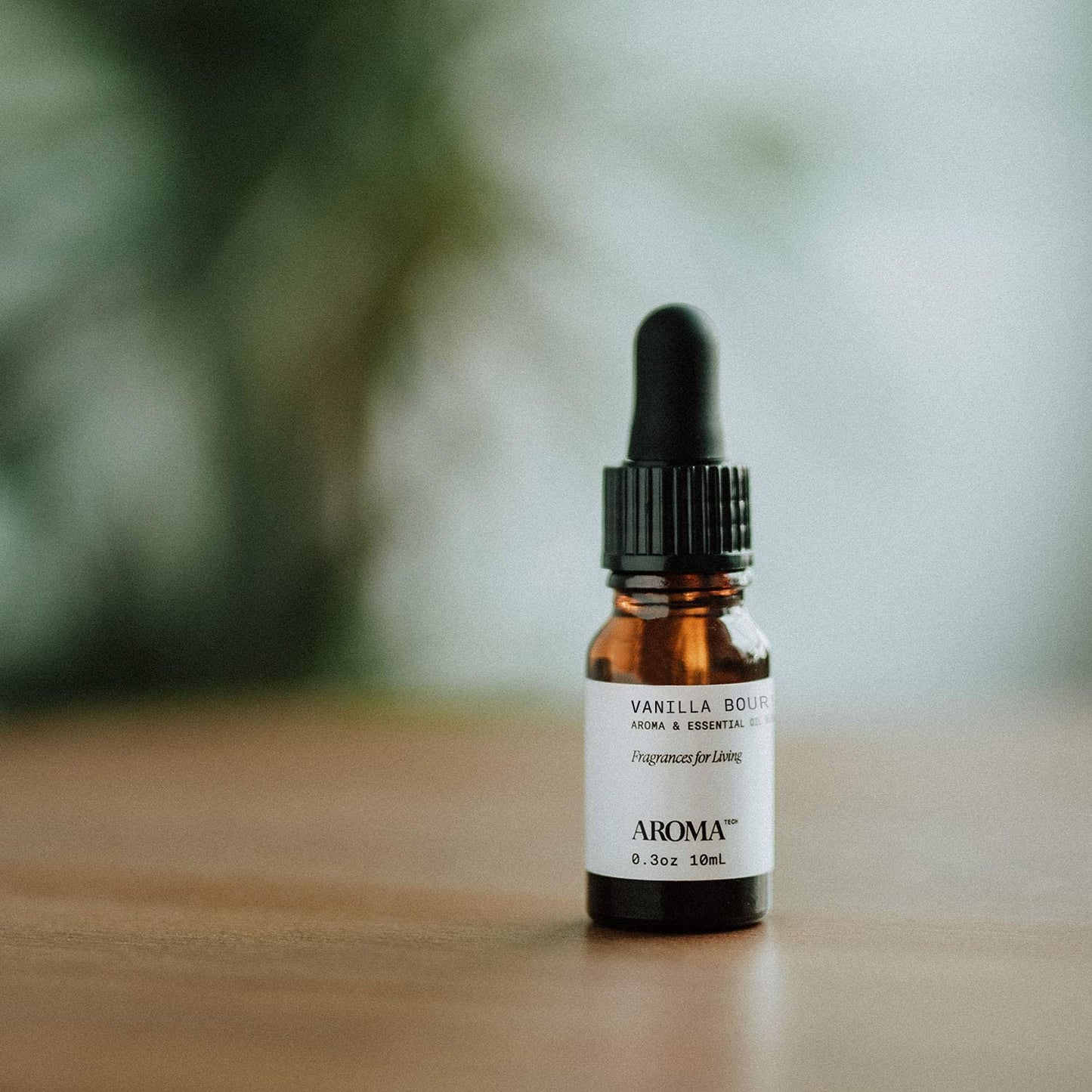 AromaTech Vanilla Bourbon Essential Oil Blend – Hotel-Inspired Vanilla, Bourbon & Oak (0.3 fl oz / 10 mL)