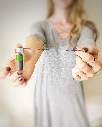 Vegan Bamboo Charcoal Dental Floss with Refillable Glass Container | Free Refill | Peppermint