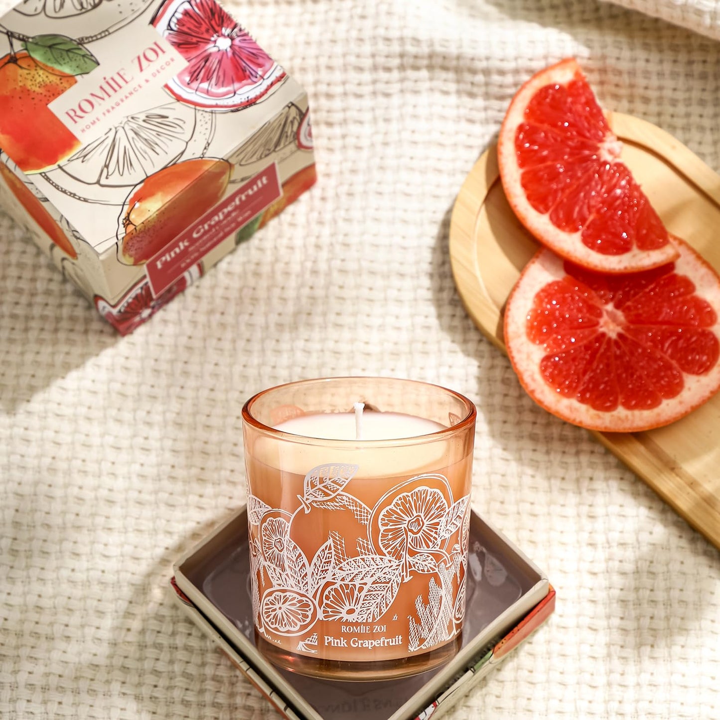 ROMIIE ZOI Pink Grapefruit Scented Candle - 6oz/170g | Aromatherapy Soy Wax Jar Candle for Home & Gifts