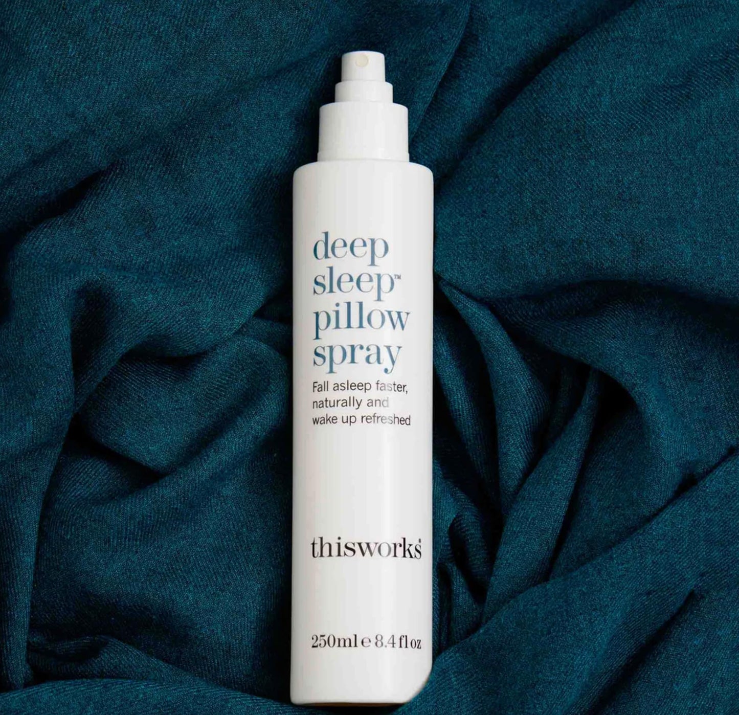 THISWORKS Deep Sleep Pillow Spray – 250 ml | Natural Aromatherapy Sleep Aid with Lavender, Vetivert & Chamomile